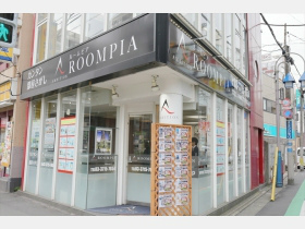 アンビションルームピアの店舗外観