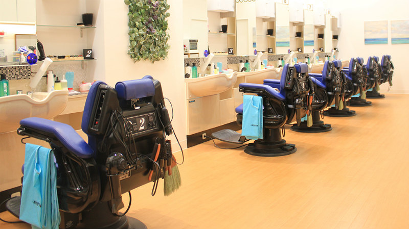 IN THE BARBER (インザバーバー)イオンモール津南店の店内