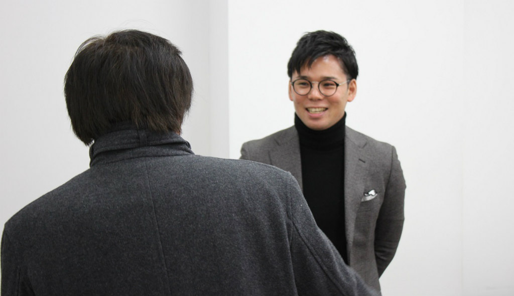 織田慶氏の会話シーン